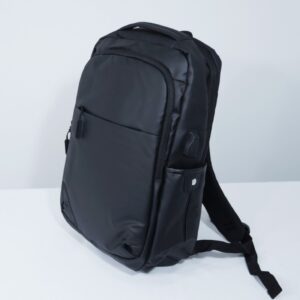 Mochila Couro Sintético USB 20 Litros Notebook 15,6" Personalizada